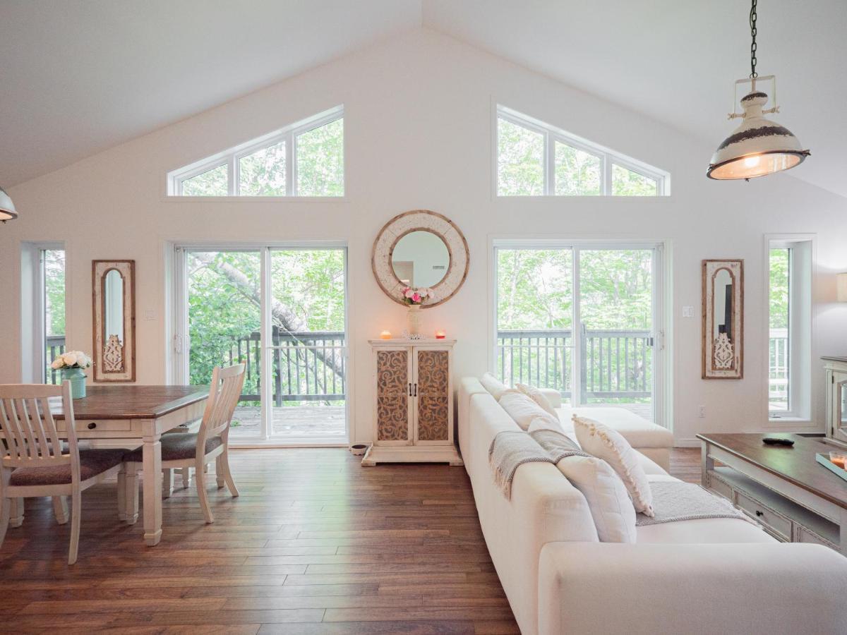 French Countryside Chic 2-Bedroom Chalet Prince Mont-Tremblant Extérieur photo