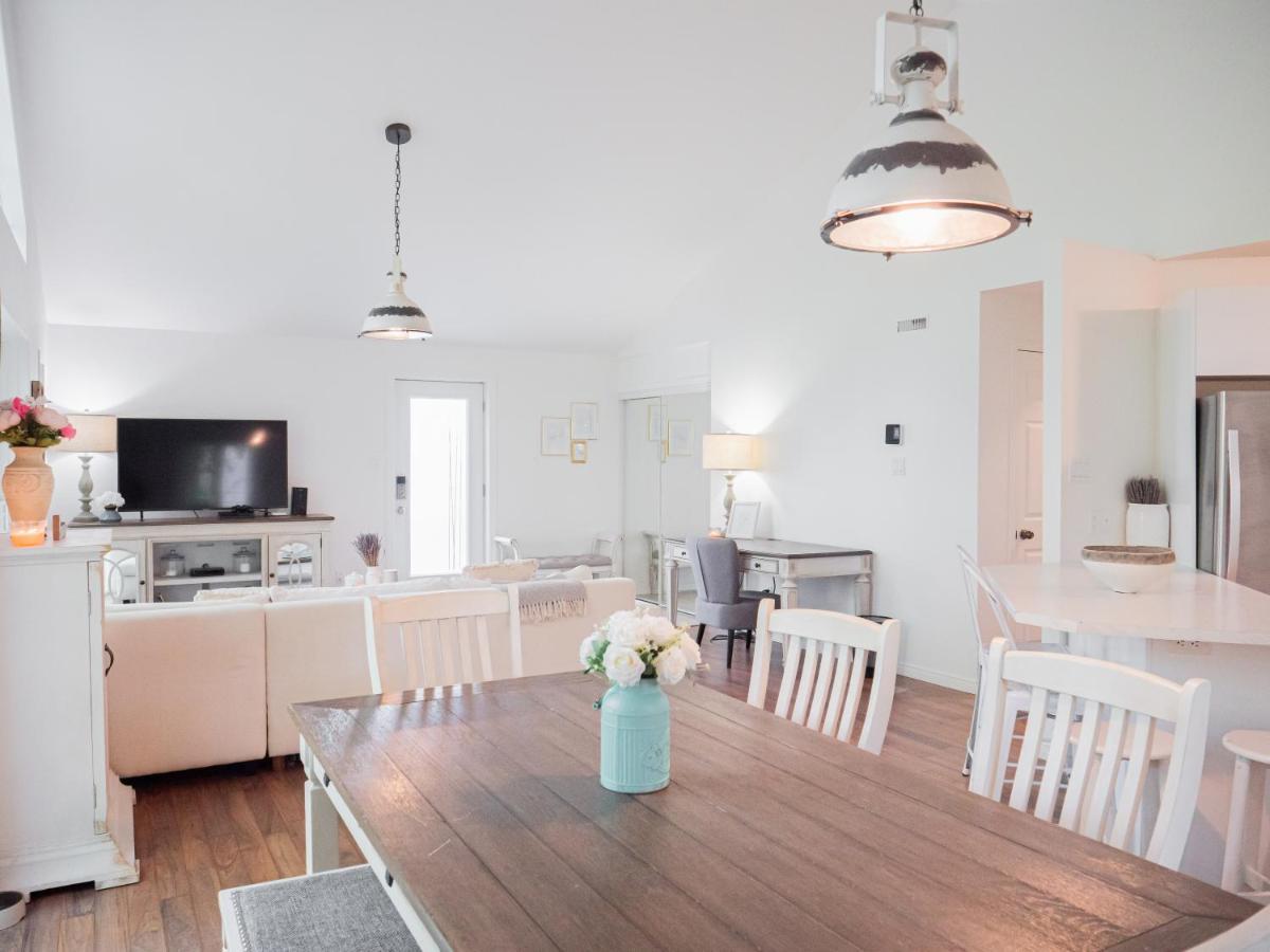 French Countryside Chic 2-Bedroom Chalet Prince Mont-Tremblant Extérieur photo