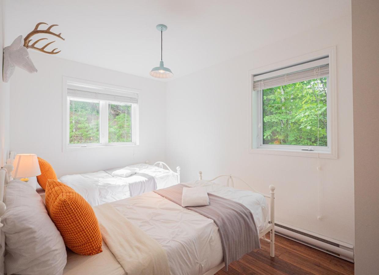 French Countryside Chic 2-Bedroom Chalet Prince Mont-Tremblant Extérieur photo