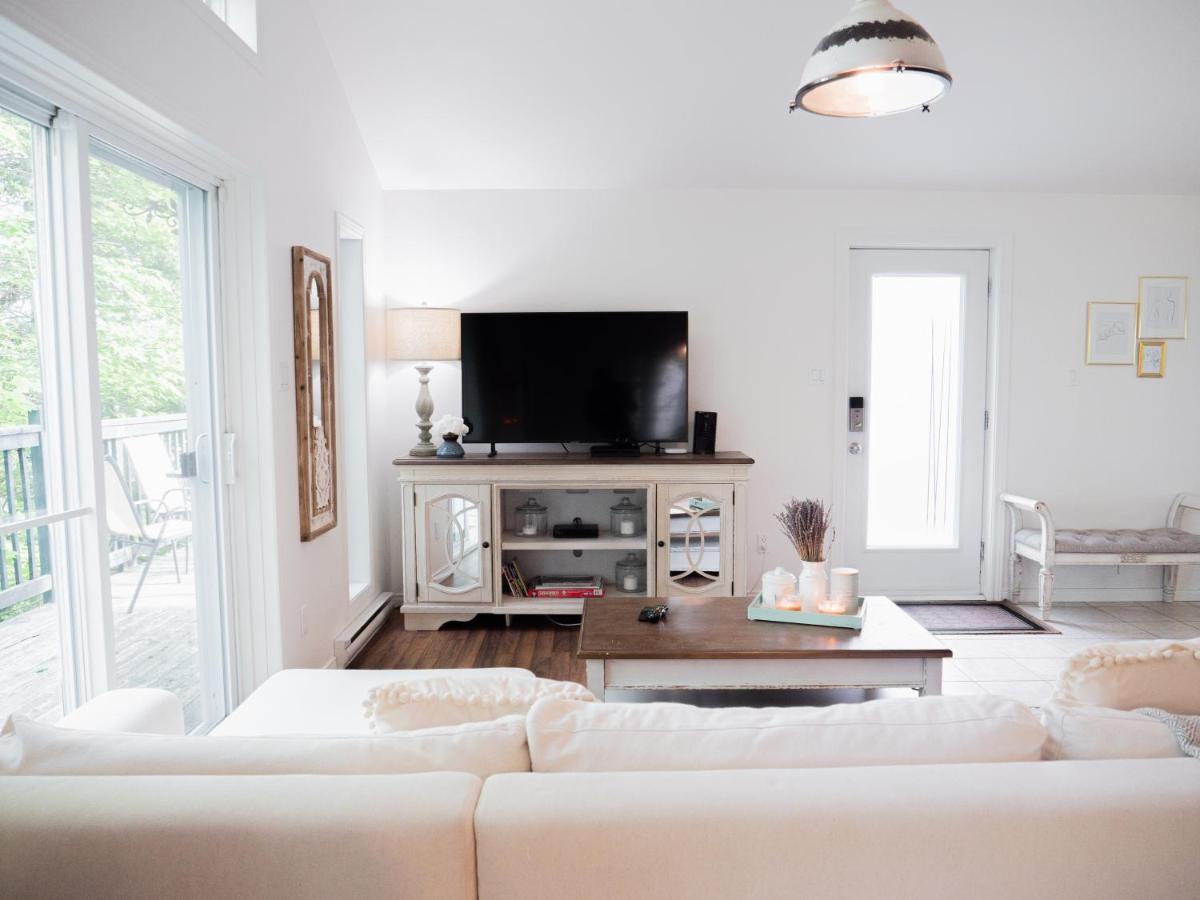 French Countryside Chic 2-Bedroom Chalet Prince Mont-Tremblant Extérieur photo