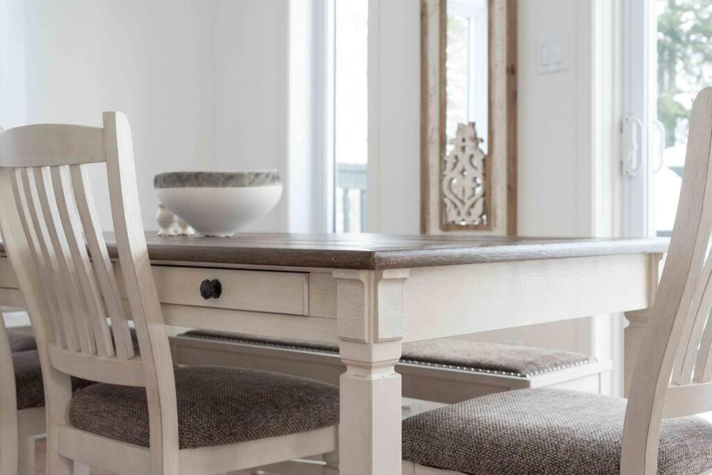 French Countryside Chic 2-Bedroom Chalet Prince Mont-Tremblant Extérieur photo